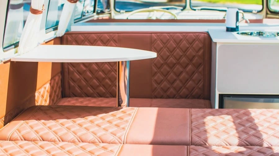 1969 Volkswagen Bay-Window Bus - Image 21 of 31