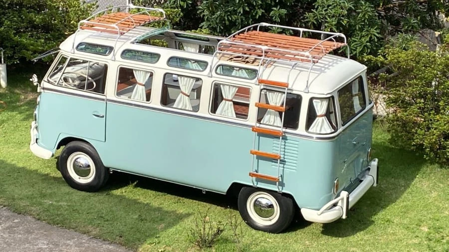 1969 Volkswagen Bay-Window Bus - Image 4 of 30