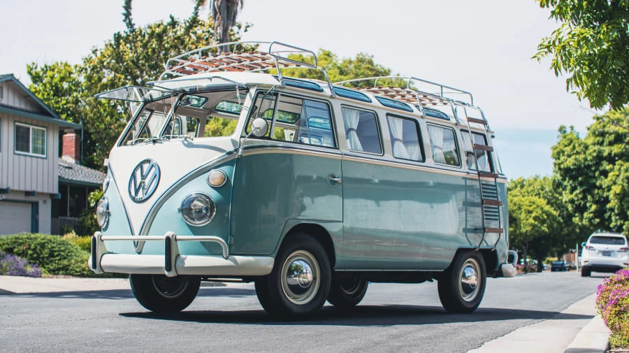 1969 Volkswagen Bay-Window Bus - Image 11 of 31