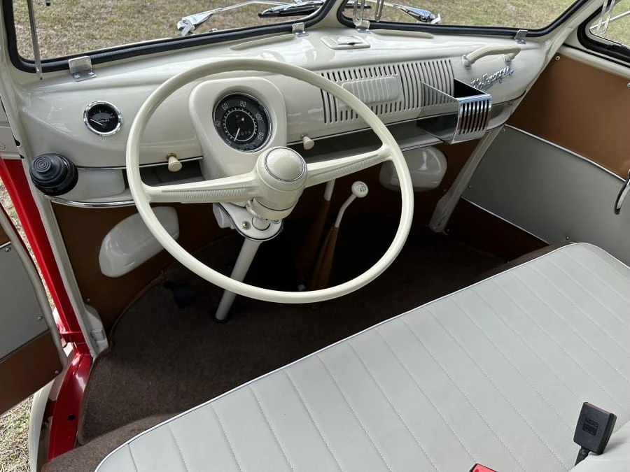 1969 Volkswagen Bay-Window Bus - Image 20 of 31