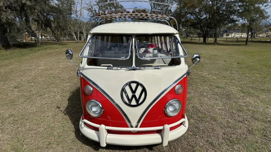 1969 Volkswagen Bay-Window Bus - Image 4 of 31