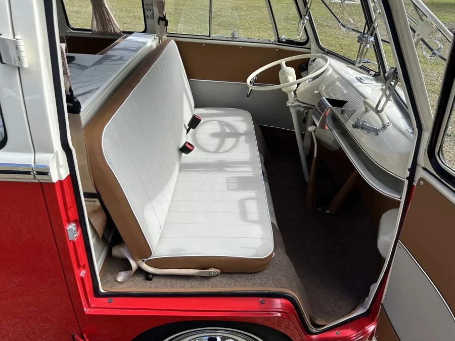 1969 Volkswagen Bay-Window Bus - Image 27 of 31