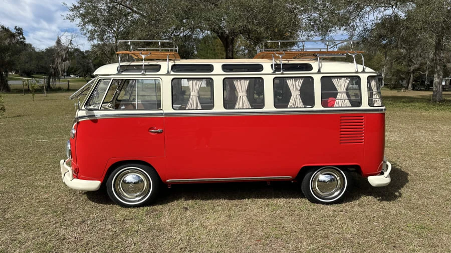 1969 Volkswagen Bay-Window Bus - Image 2 of 31