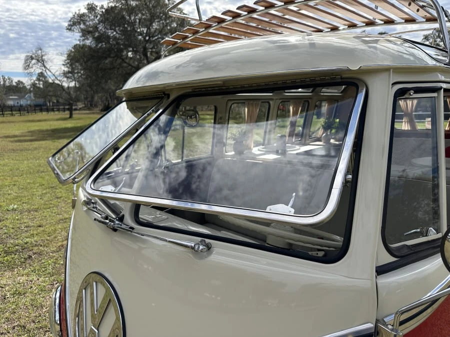 1969 Volkswagen Bay-Window Bus - Image 18 of 31
