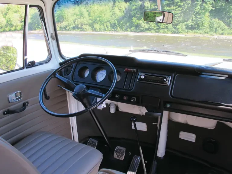1969 Volkswagen Bay-Window Camper - Image 5 of 13