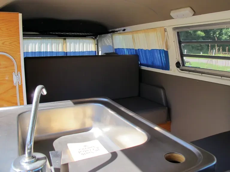 1969 Volkswagen Bay-Window Camper - Image 8 of 13