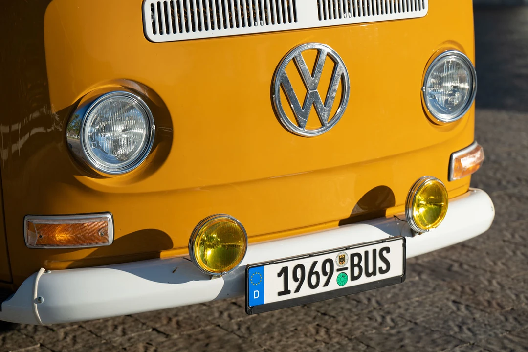 1969 Volkswagen Bay-Window Camper - Image 14 of 31
