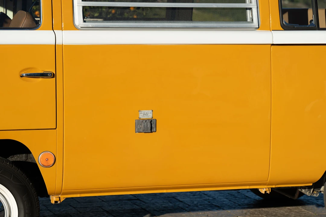 1969 Volkswagen Bay-Window Camper - Image 25 of 31
