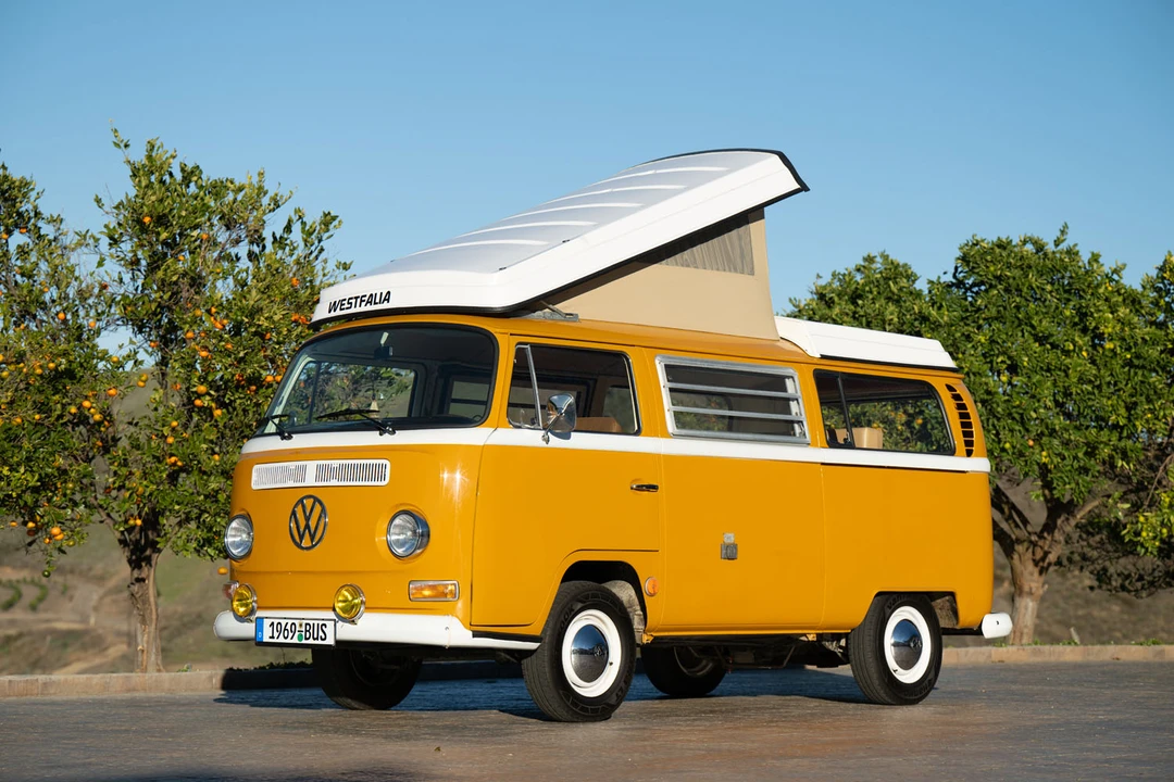 1969 Volkswagen Bay-Window Camper - Image 3 of 31