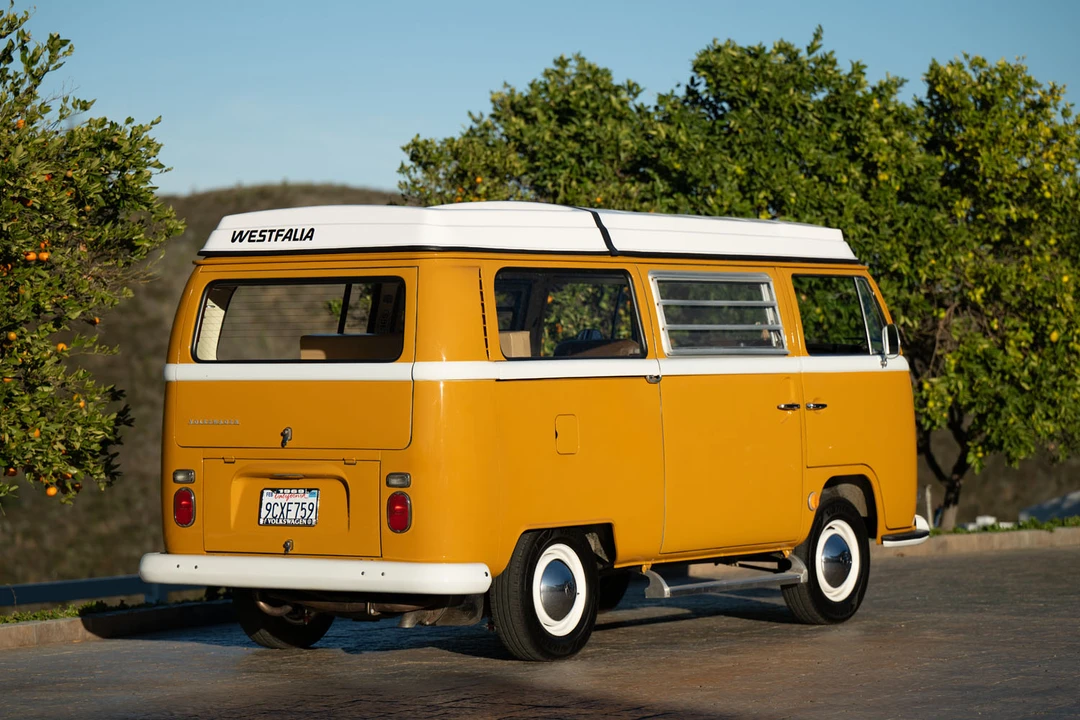 1969 Volkswagen Bay-Window Camper - Image 10 of 31