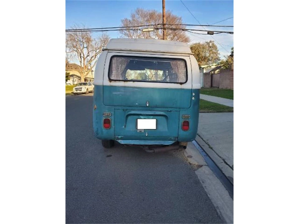 1969 Volkswagen Bay-Window Camper - Image 10 of 12