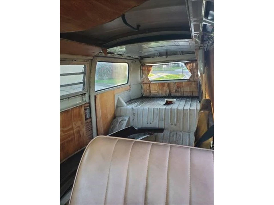 1969 Volkswagen Bay-Window Camper - Image 8 of 12