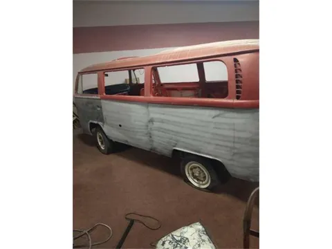 1969 Volkswagen Westfalia Camper