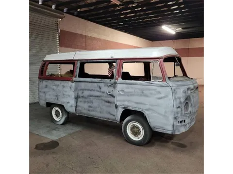 1969 Volkswagen Westfalia Camper
