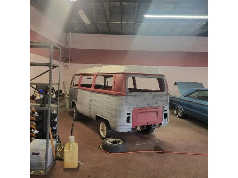1969 Volkswagen Bay-Window Camper - Image 4 of 8