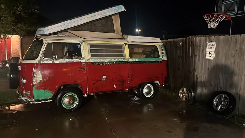 1969 Volkswagen Bay-Window Camper - Image 2 of 3