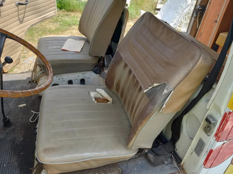 1969 Volkswagen Bay-Window Bus - Image 7 of 16