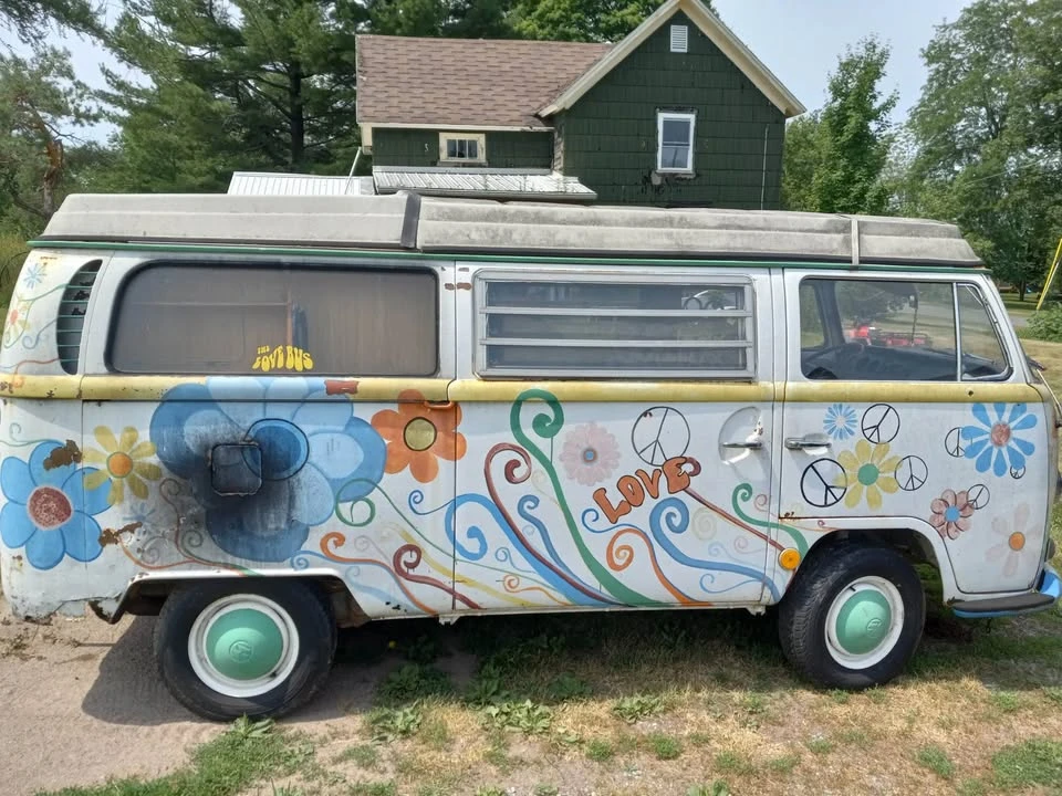 1969 Volkswagen Bay-Window Bus - Image 5 of 16