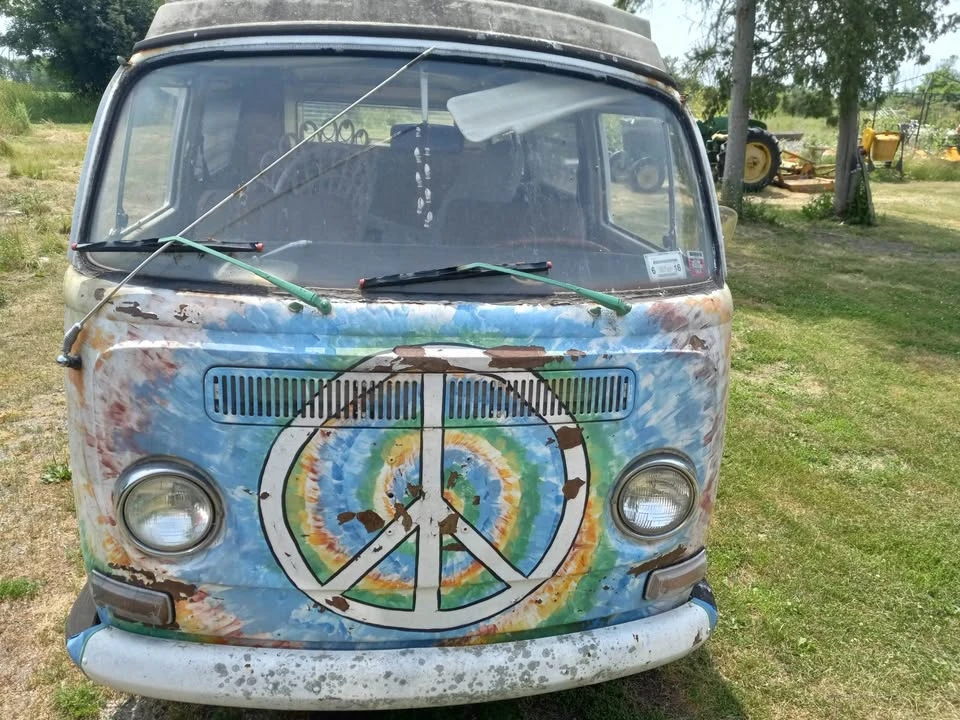 1969 Volkswagen Bay-Window Bus - Image 2 of 16