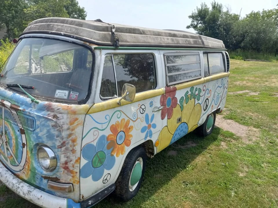 1969 Volkswagen Bay-Window Bus - Image 4 of 16