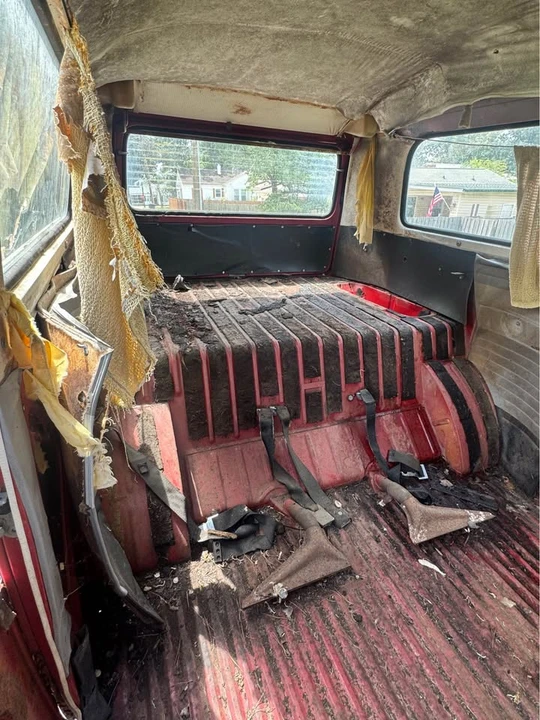 1969 Volkswagen Bay-Window Bus - Image 10 of 15