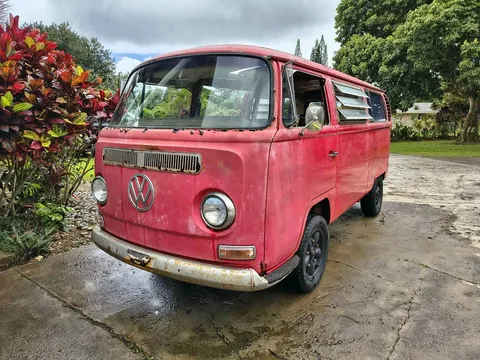1969 Volkswagen Bus Camper