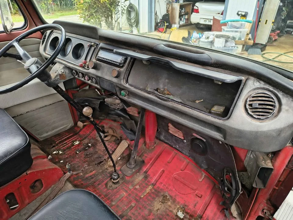 1969 Volkswagen Bay-Window Camper - Image 13 of 20