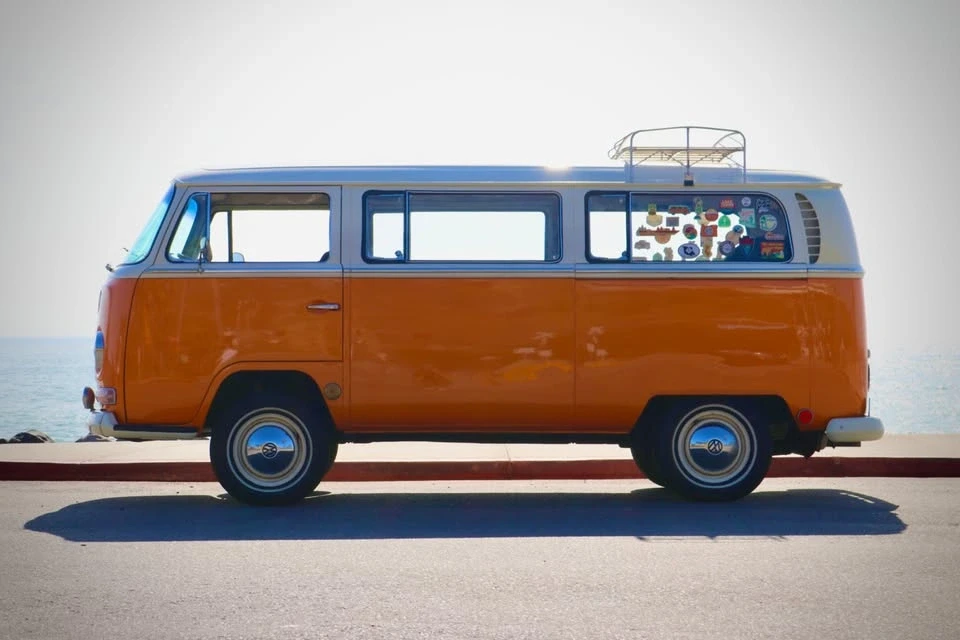1969 Volkswagen Split-Window Bus - Image 2 of 18