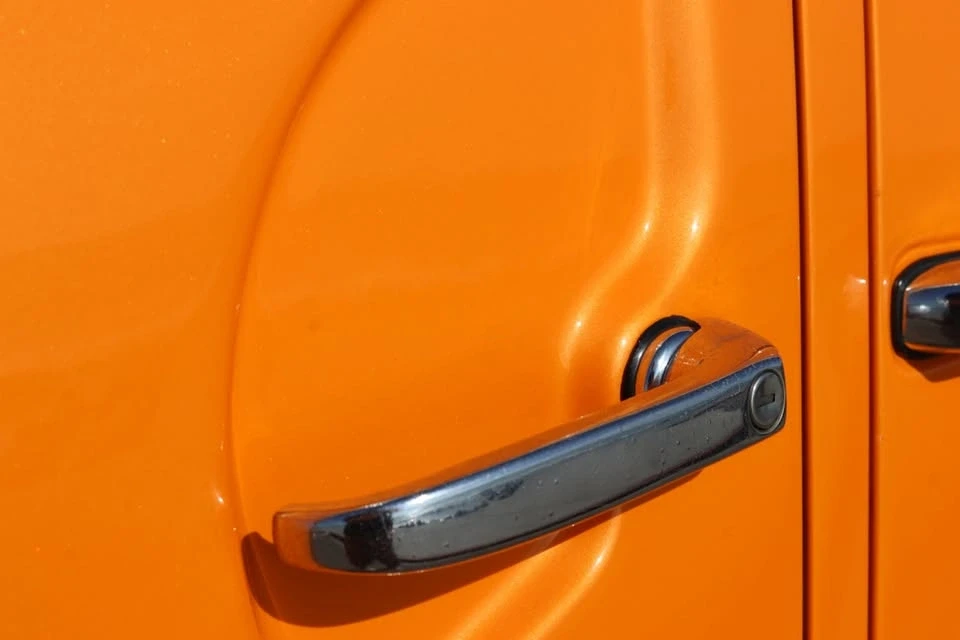 1969 Volkswagen Split-Window Bus - Image 10 of 18