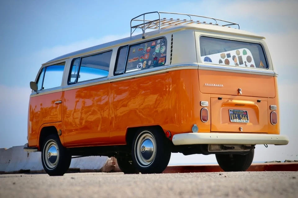 1969 Volkswagen Split-Window Bus - Image 3 of 18