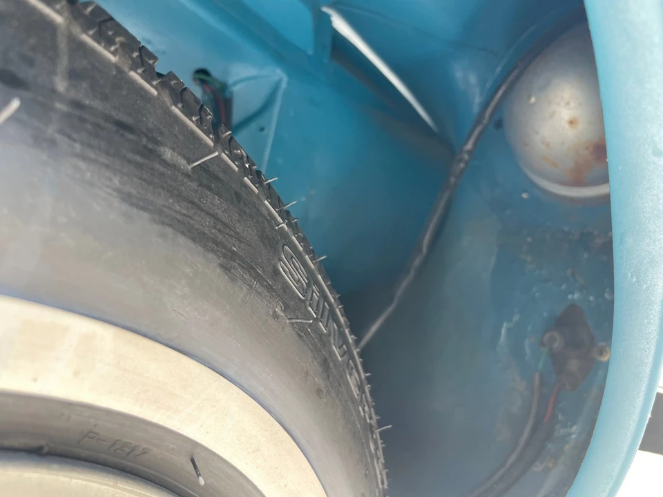 1969 Volvo 1800S - Image 31 of 31