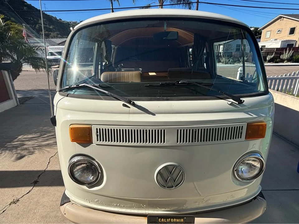 1969 Volkswagen Type 2 - Image 5 of 10
