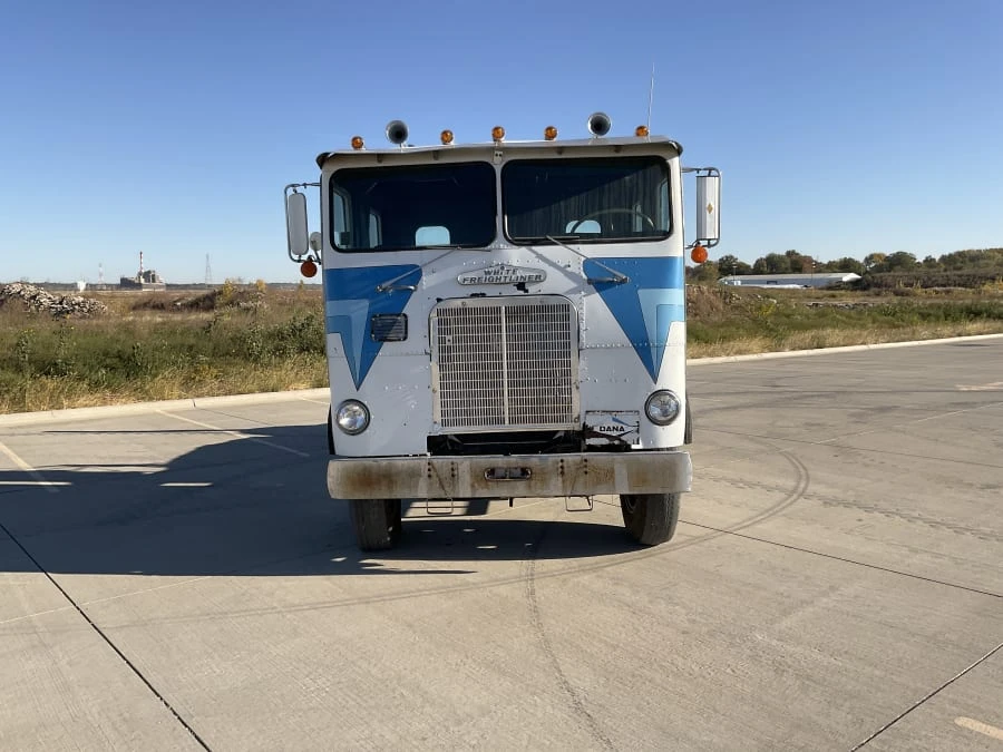 1969 Freightliner - Image 2 of 28