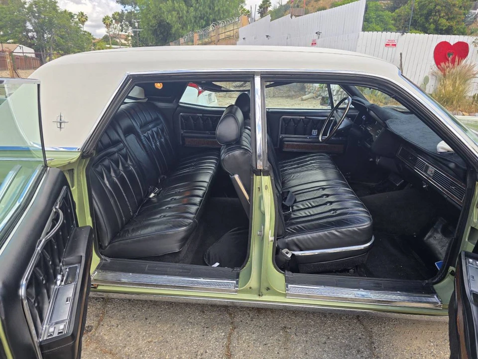 1969 Lincoln Continental 4th Gen - Image 13 of 15