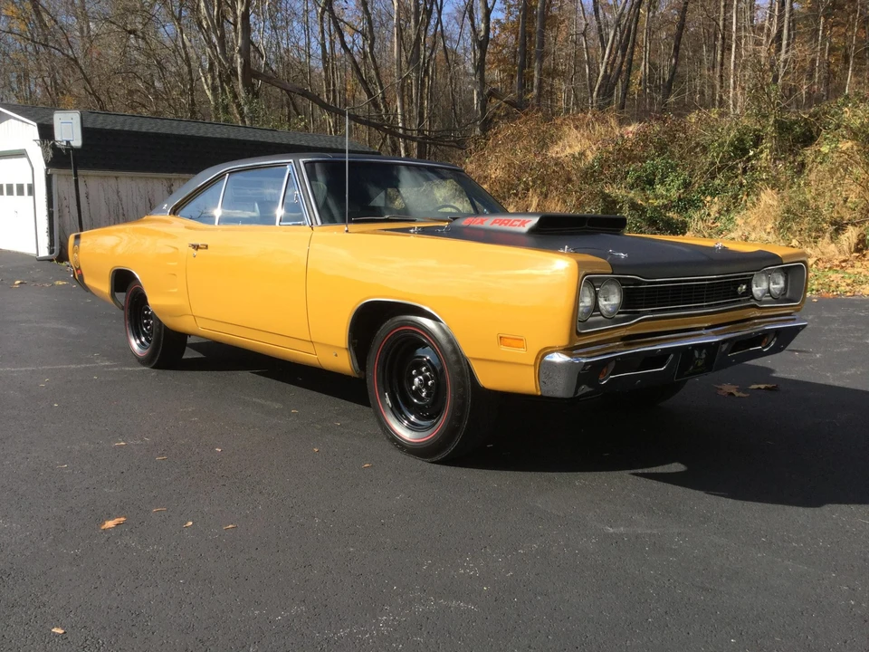 1969 Dodge Super Bee - Image 2 of 31