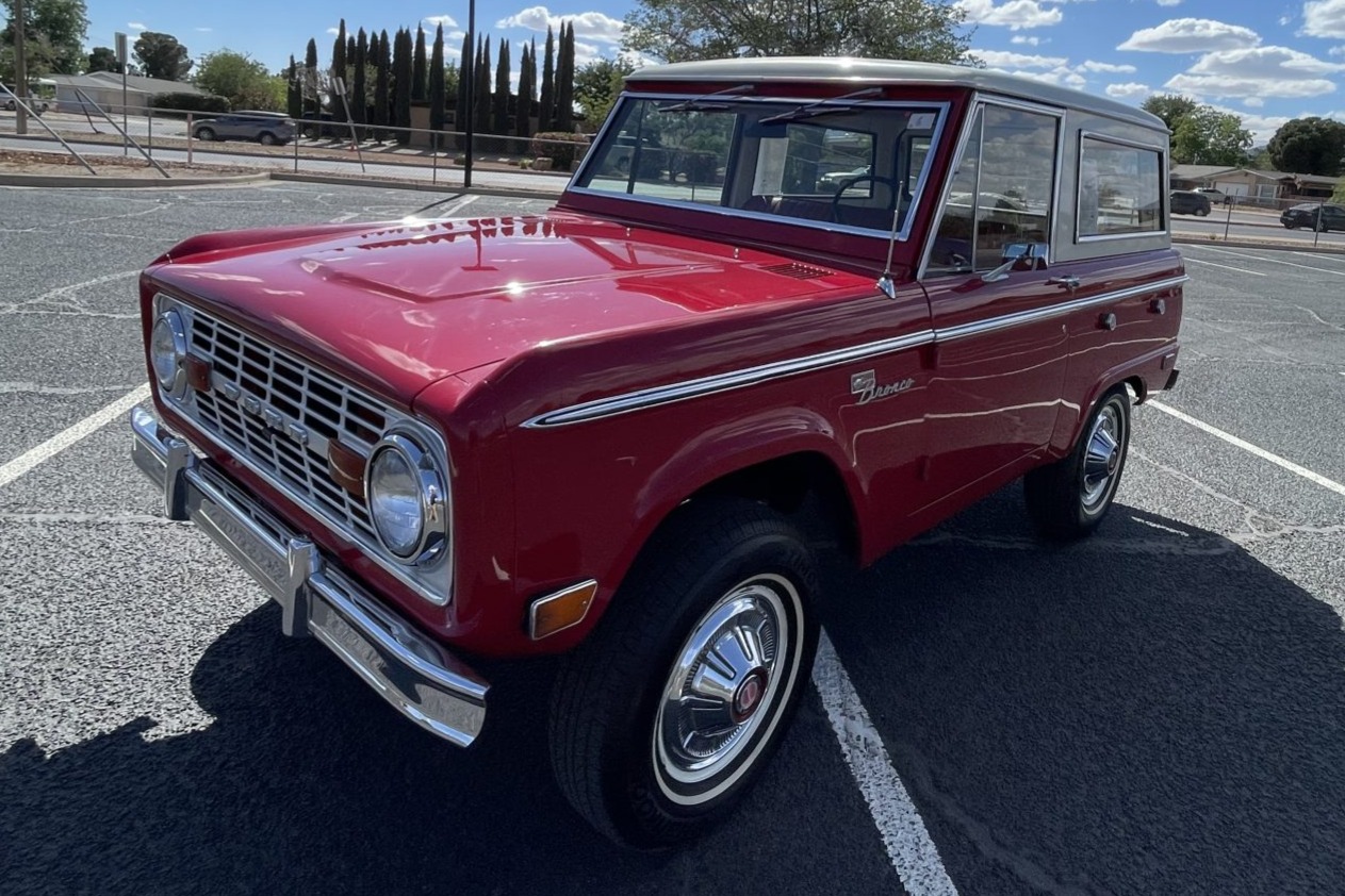 1969 Ford Bronco Sport 3-Speed
