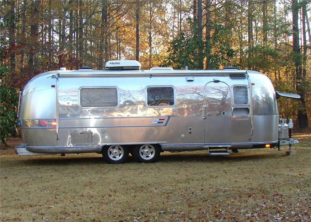 1970 Airstream - Image 5 of 5