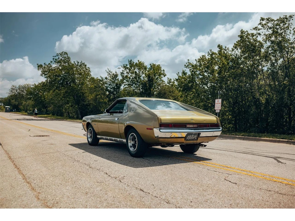 1970 AMC AMX - Image 7 of 12