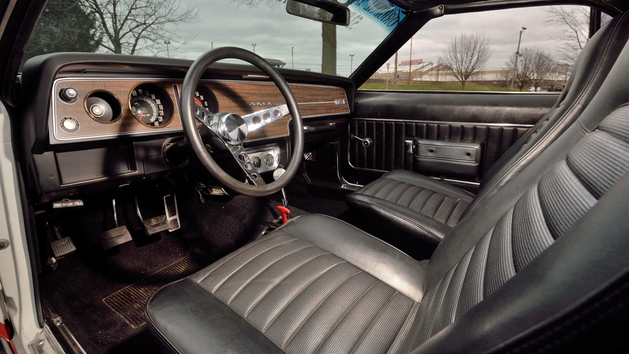 1970 AMC AMX - Image 22 of 28