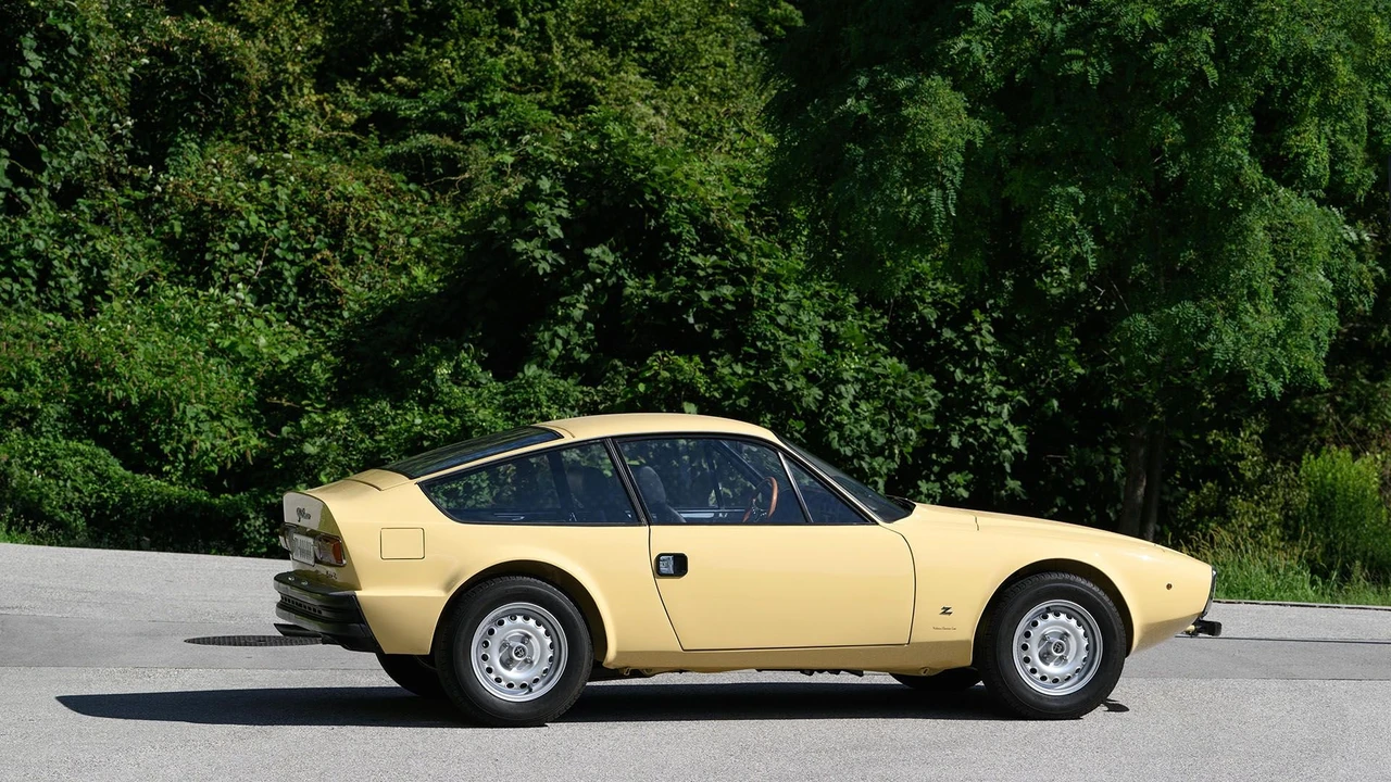 1970 Alfa Romeo Junior Z - Image 7 of 31
