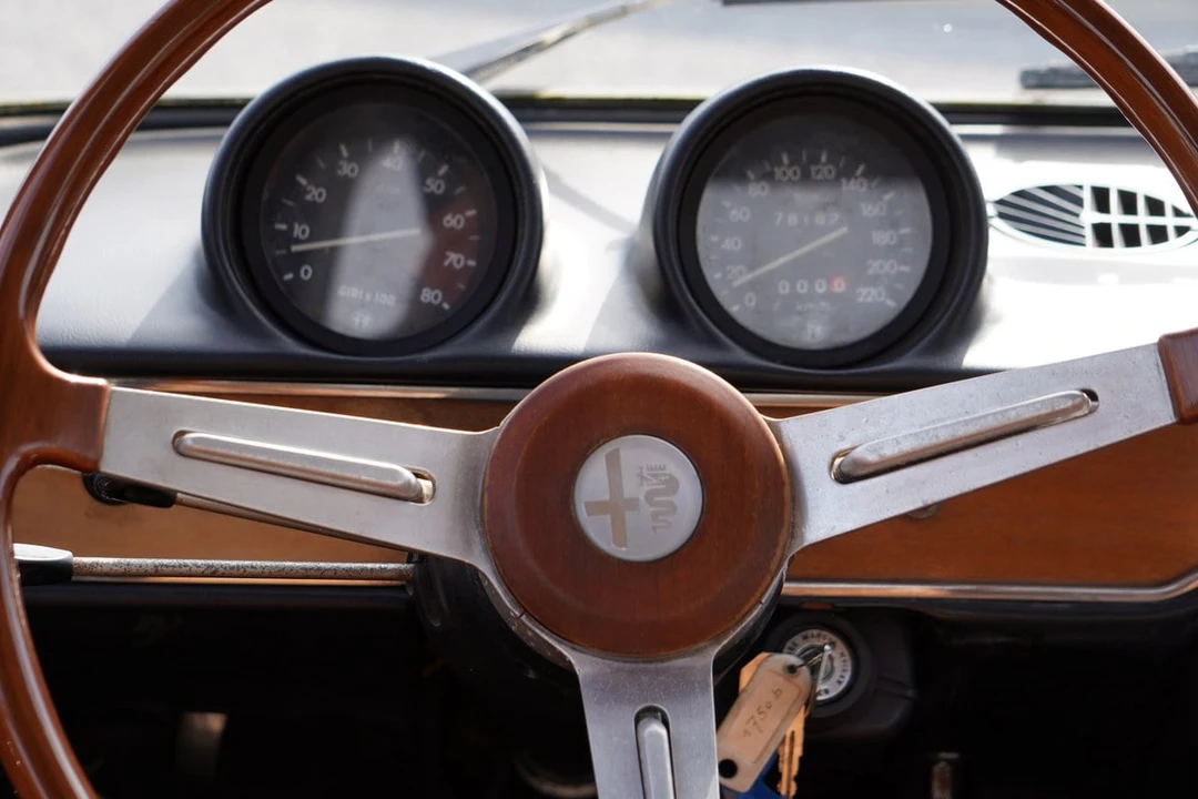 1970 Alfa Romeo 1750 GT Veloce - Image 28 of 30