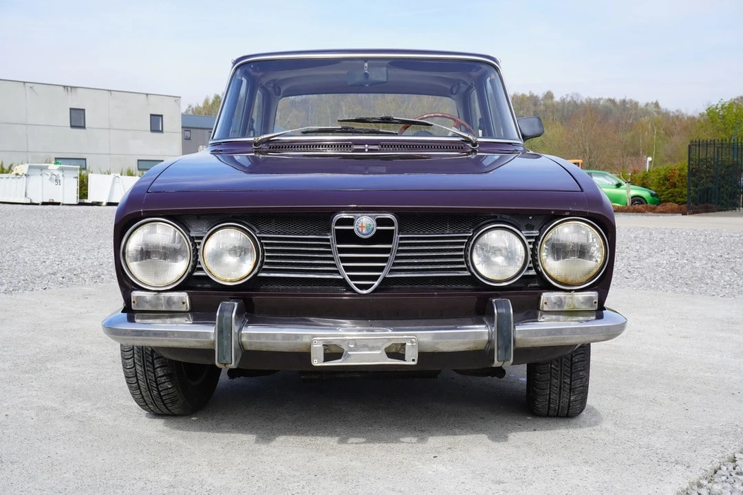 1970 Alfa Romeo 1750 GT Veloce - Image 7 of 30