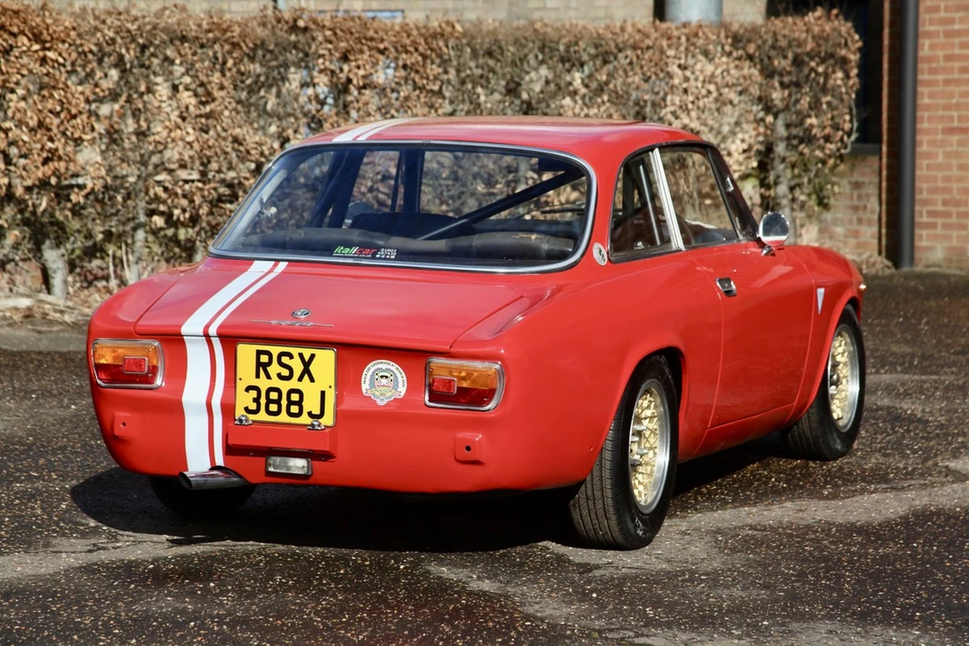 1970 Alfa Romeo 1750 GT Veloce - Image 12 of 30