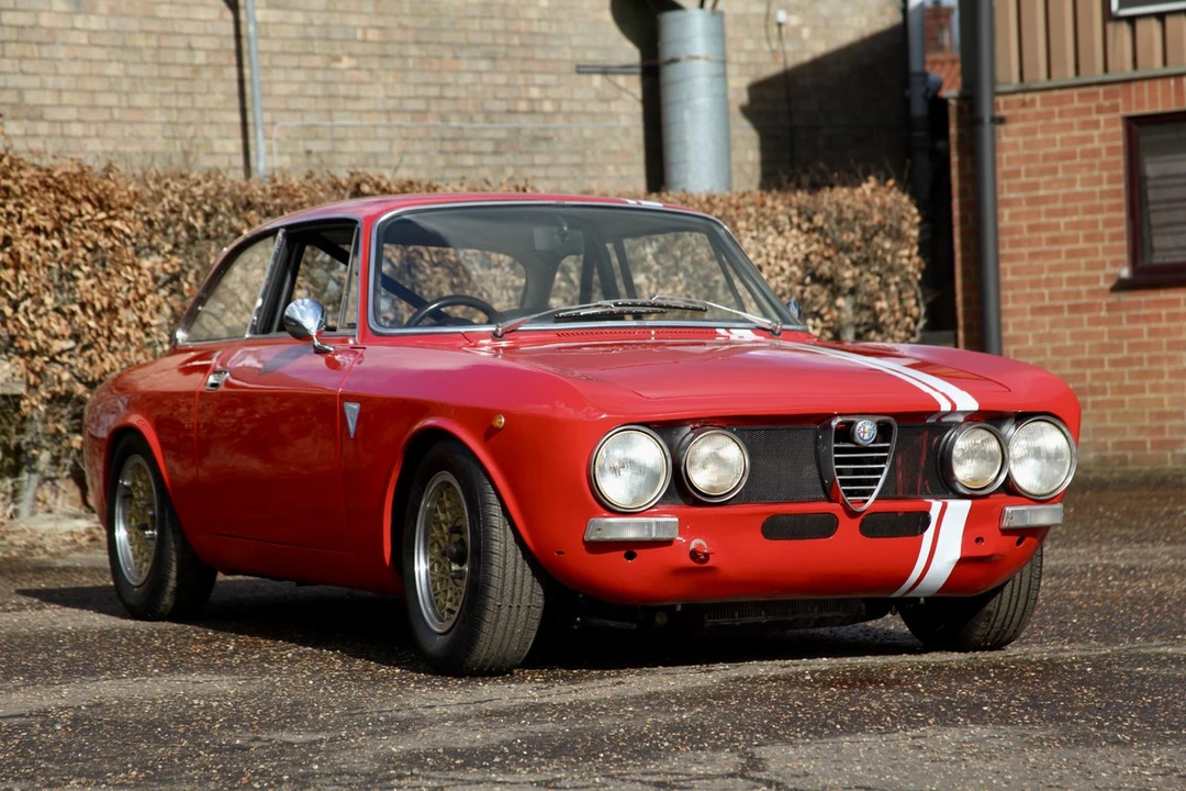 1970 Alfa Romeo 1750 GT Veloce - Image 27 of 30