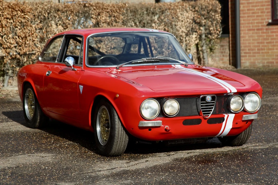 1970 Alfa Romeo 1750 GT Veloce - Image 23 of 30