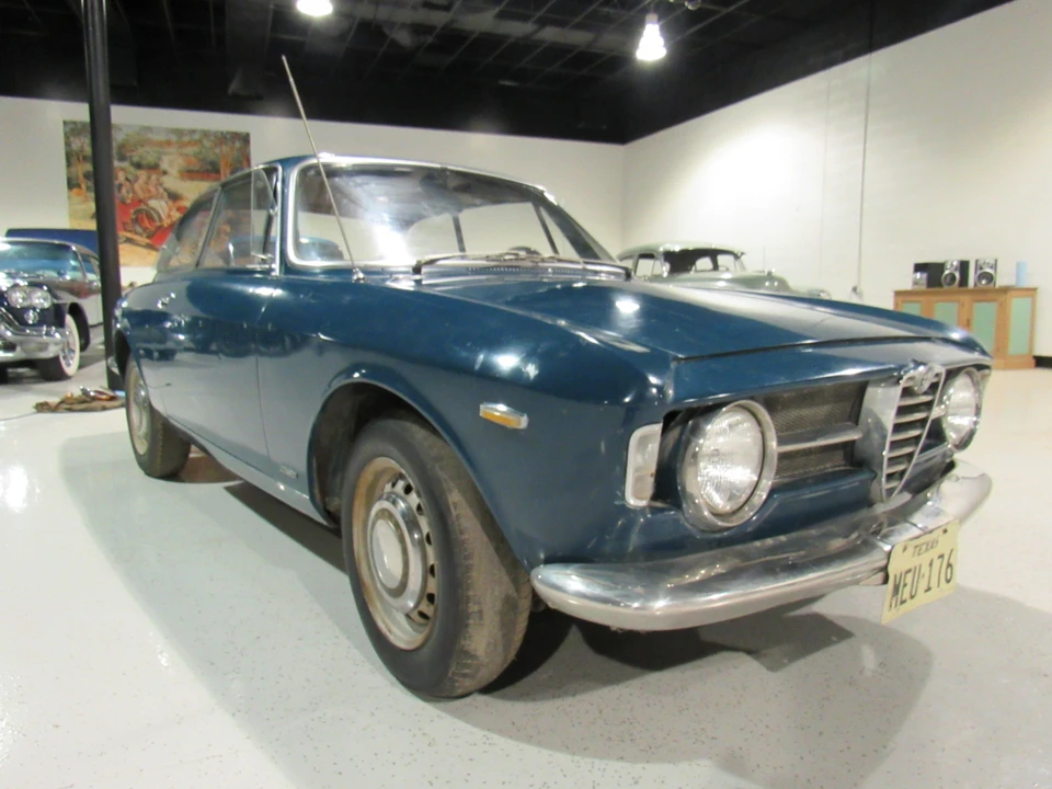 1970 Alfa Romeo GT 1300 Junior - Image 2 of 31