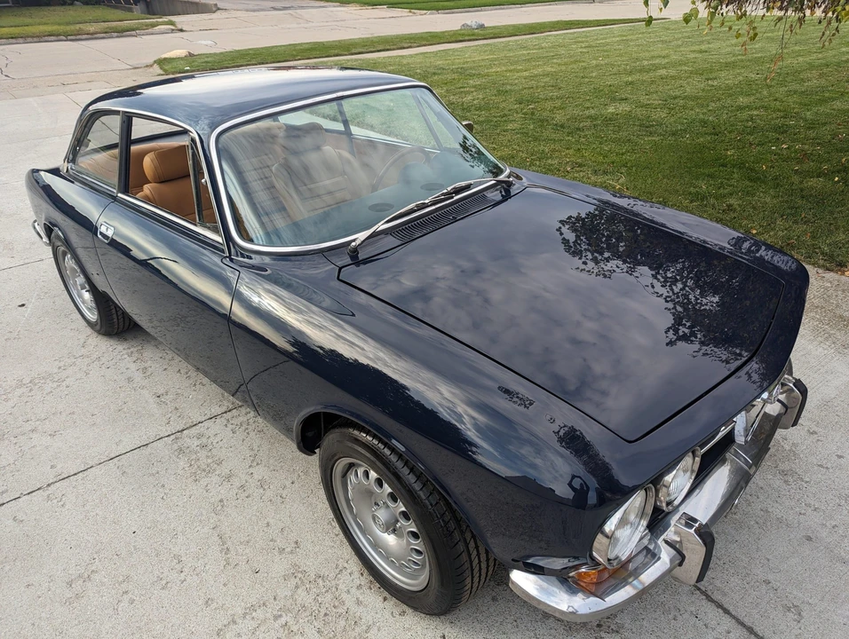 1970 Alfa Romeo 1750 GT Veloce - Image 13 of 31