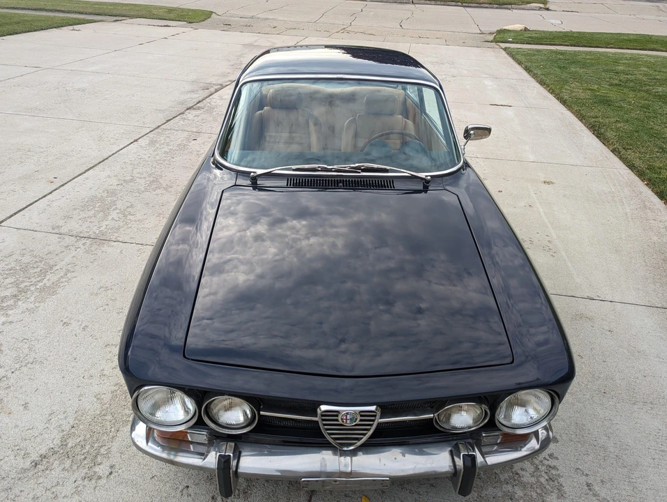 1970 Alfa Romeo 1750 GT Veloce - Image 11 of 31