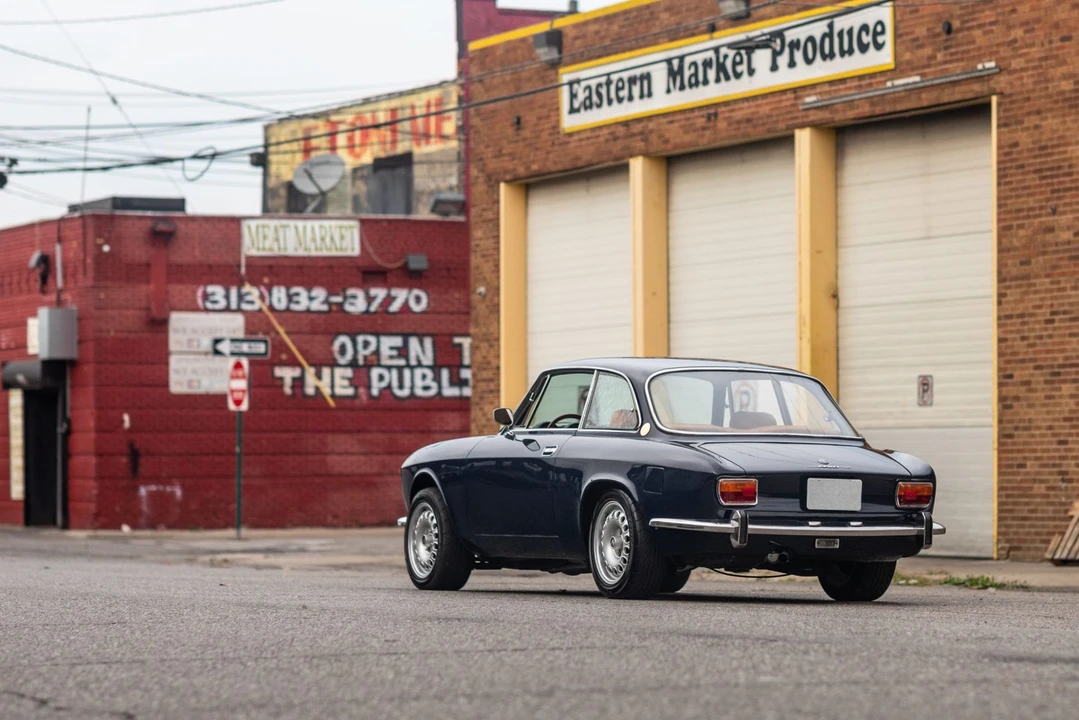 1970 Alfa Romeo 1750 GT Veloce - Image 7 of 31