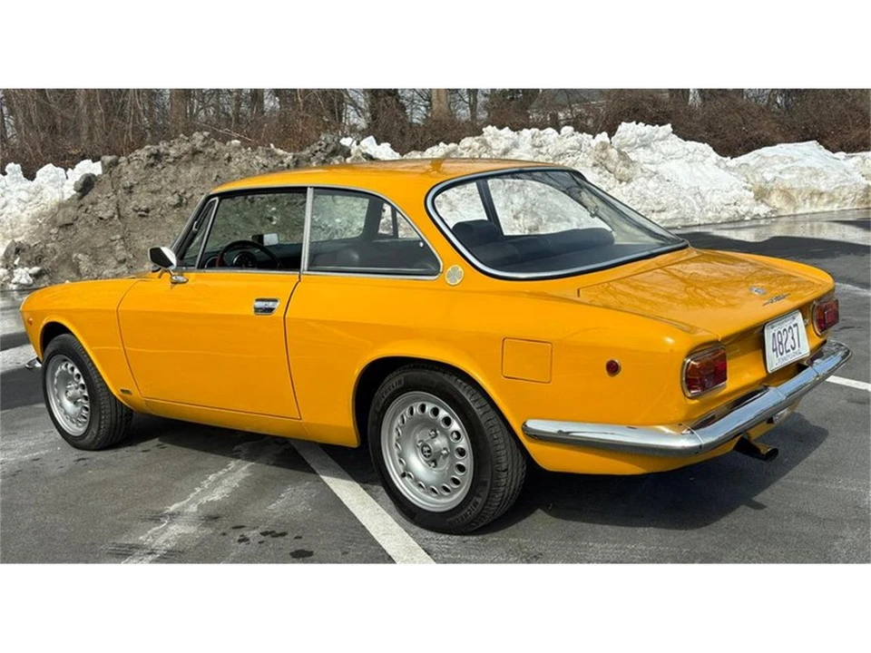 1970 Alfa Romeo 1750 GT Veloce - Image 6 of 31